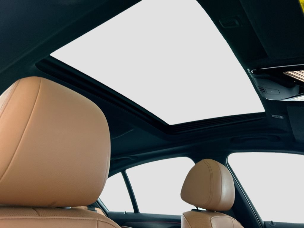 Certified 2023 BMW 530e w/ Premium Package RWD image 17