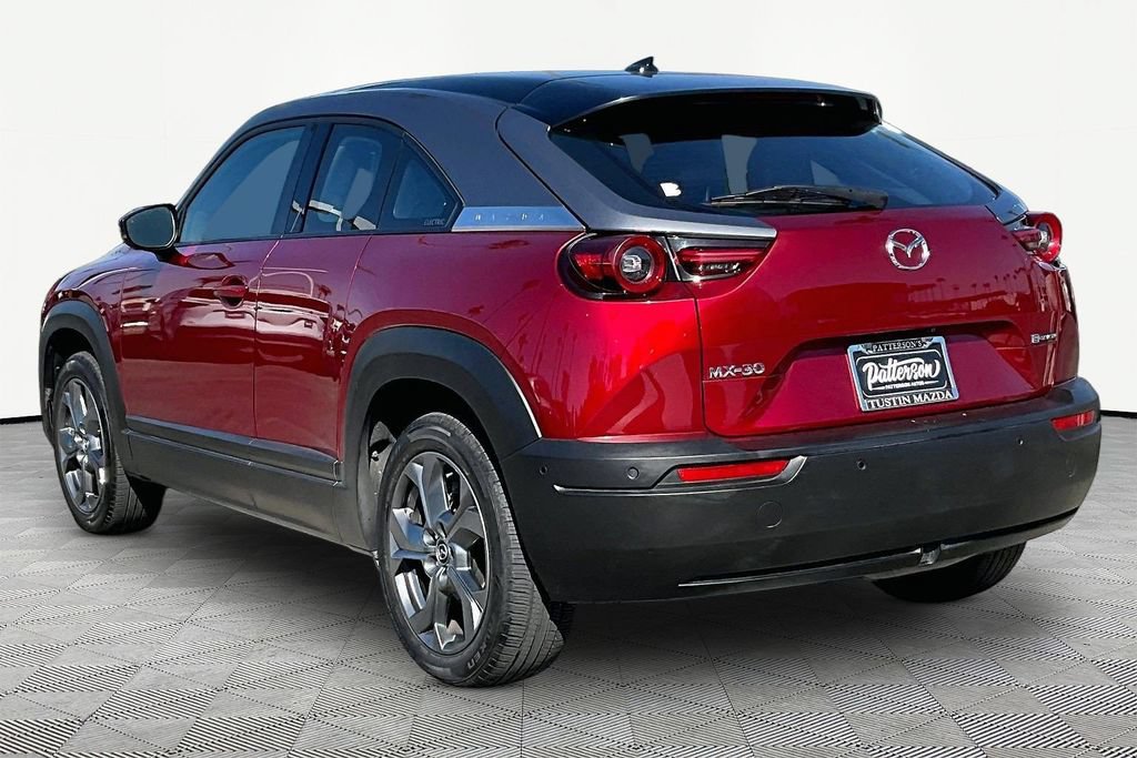 Certified 2022 MAZDA MX-30 Electric w/ Premium Plus Pkg FWD image 6