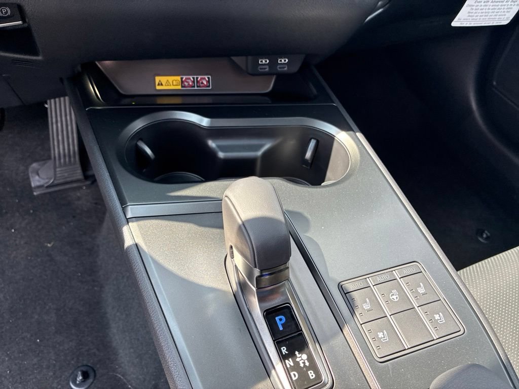 New 2026 Lexus UX 300h AWD image 15
