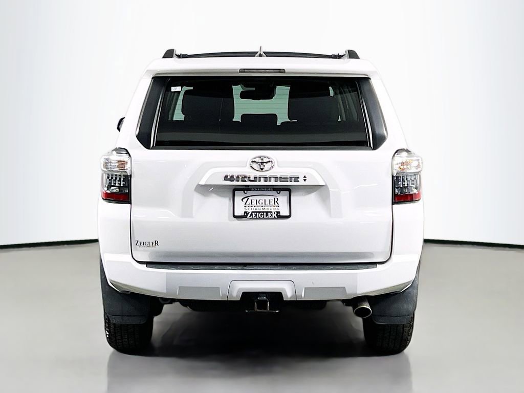 Used 2020 Toyota 4Runner SR5 Premium w/ Moonroof Package AWD/4WD image 6
