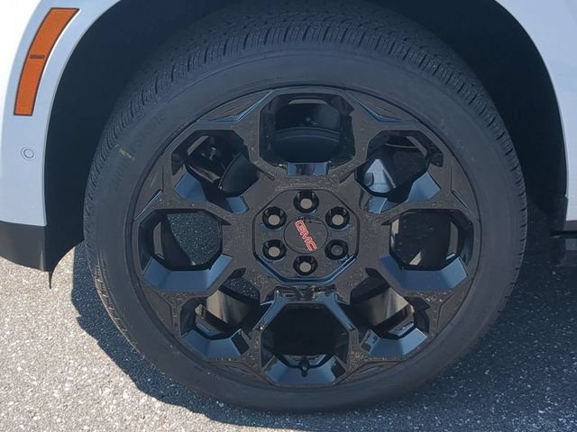 New 2026 GMC Yukon XL Denali Ultimate AWD/4WD image 12