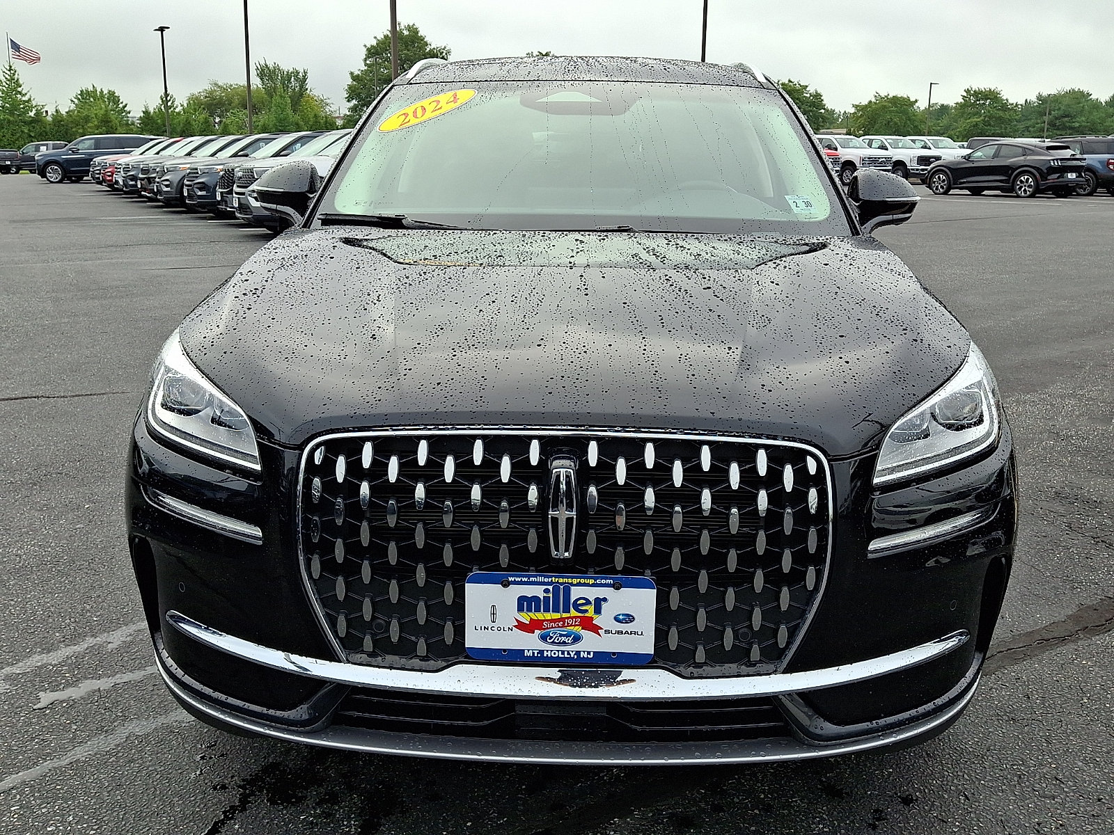 Certified 2024 Lincoln Corsair Reserve w/ Equipment Group 201A AWD/4WD image 2