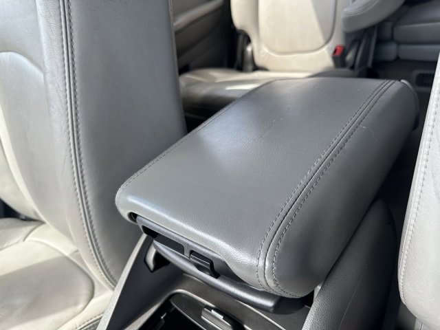 Used 2011 Chevrolet Traverse LT w/ Personal Connectivity Package image 28