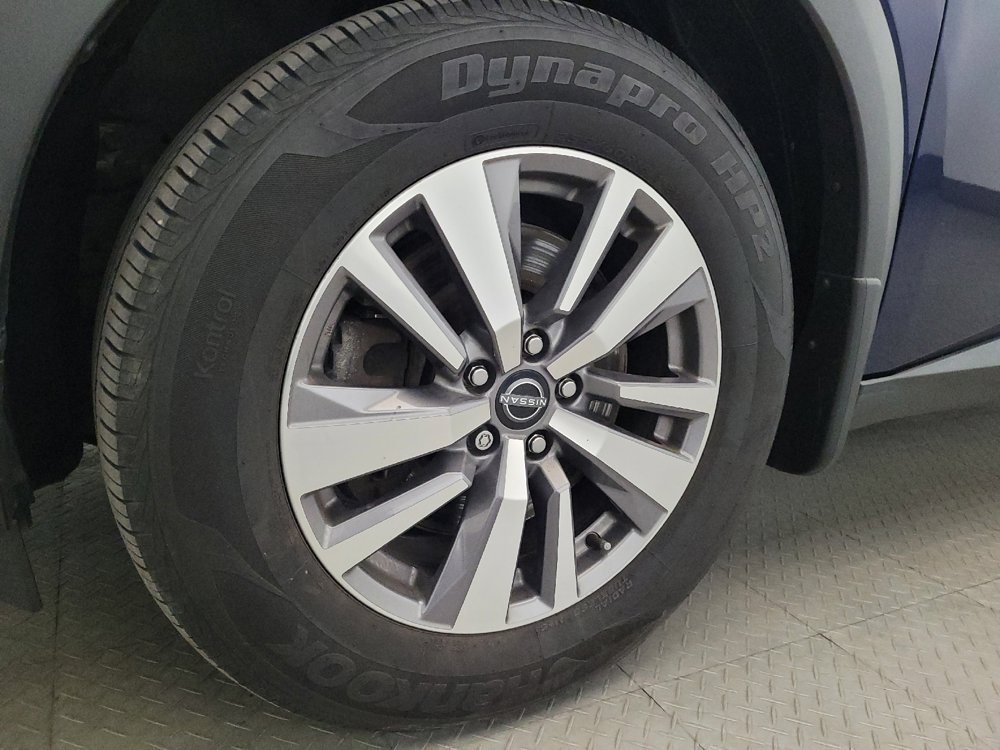 Used 2022 Nissan Pathfinder SL AWD/4WD image 31