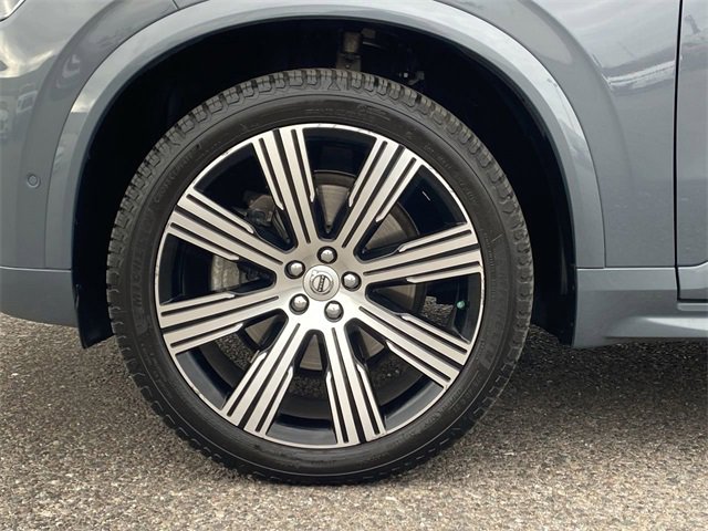 Used 2021 Volvo XC90 T6 Inscription w/ Lounge Package image 11