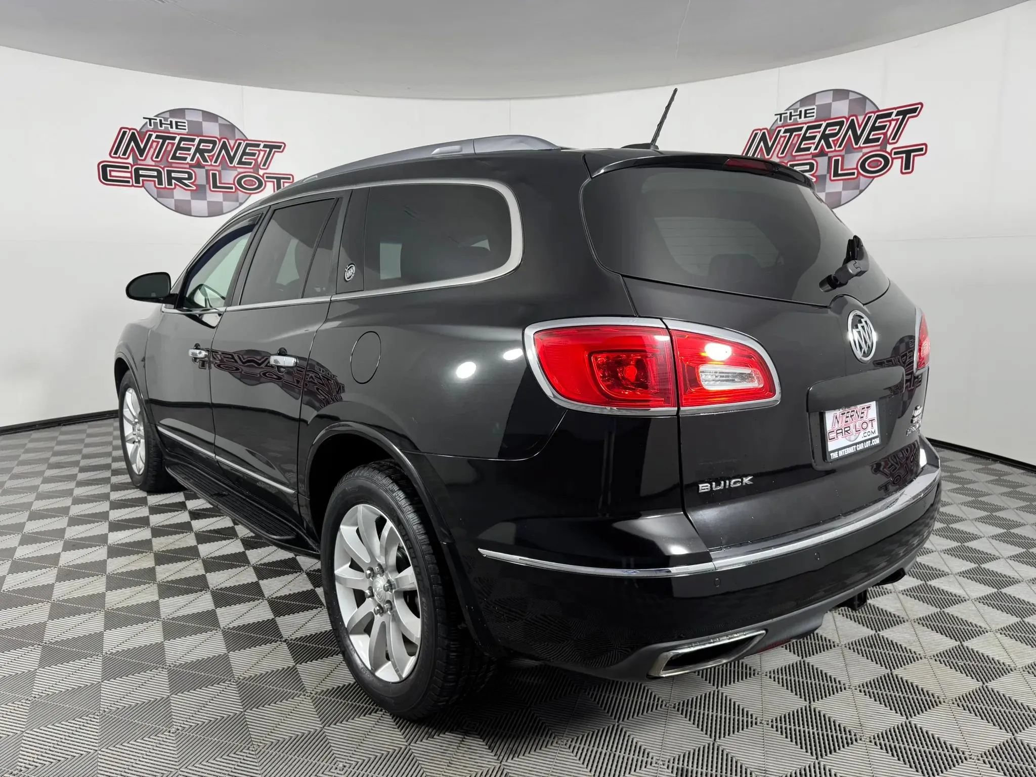 Used 2017 Buick Enclave Premium w/ Experience Buick Package AWD/4WD image 5