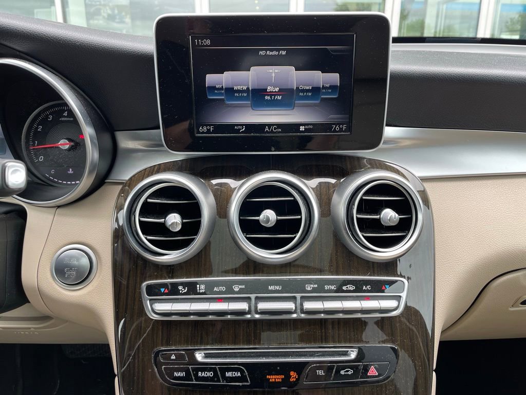 Used 2019 Mercedes-Benz GLC 300 4MATIC image 7