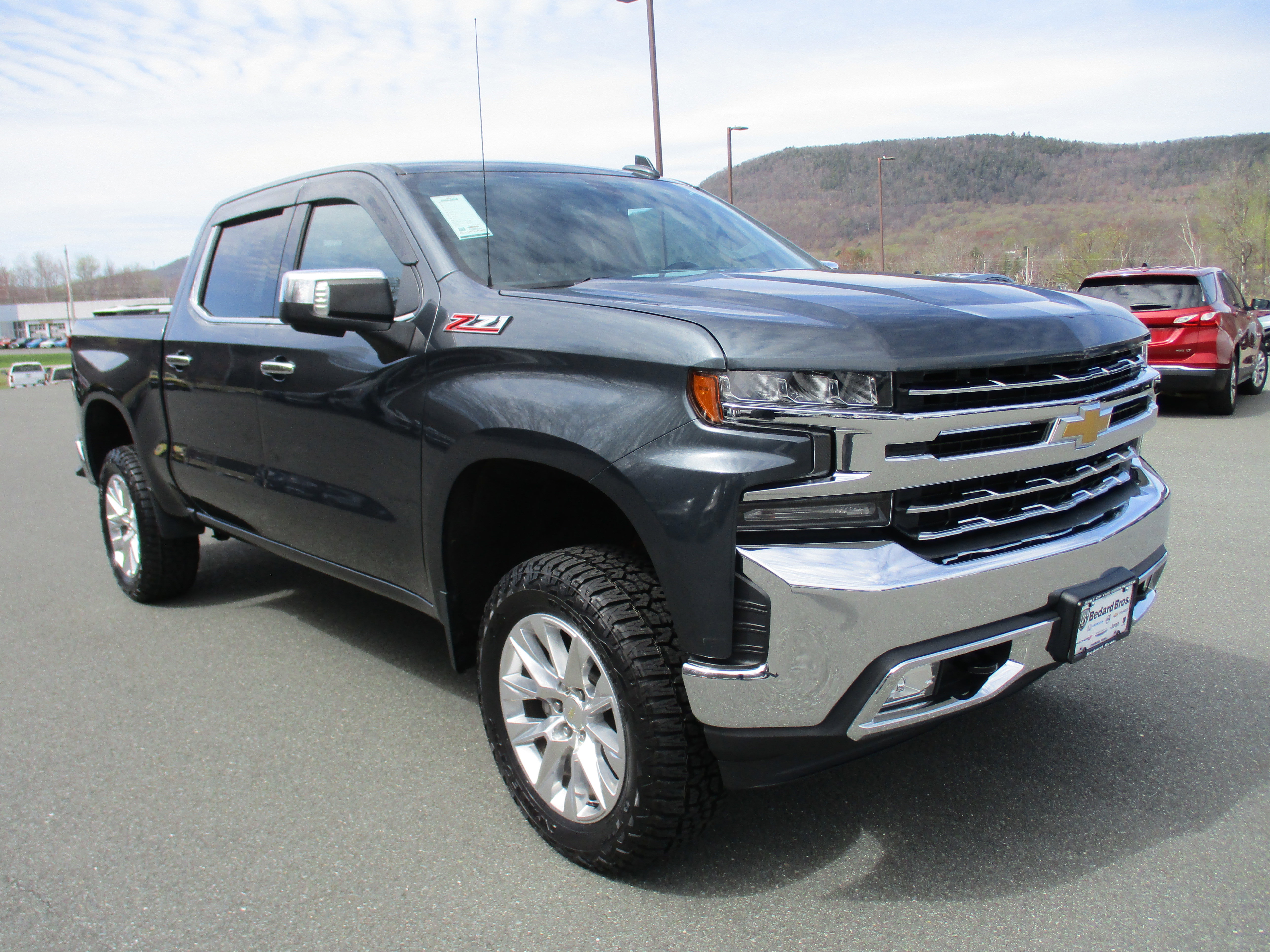 Used 2019 Chevrolet Silverado 1500 LTZ image 3
