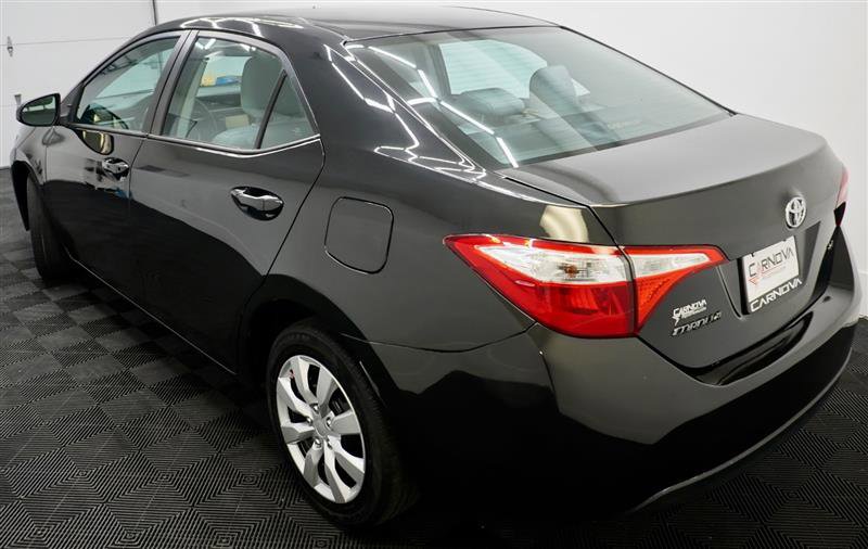 Used 2016 Toyota Corolla LE FWD image 6