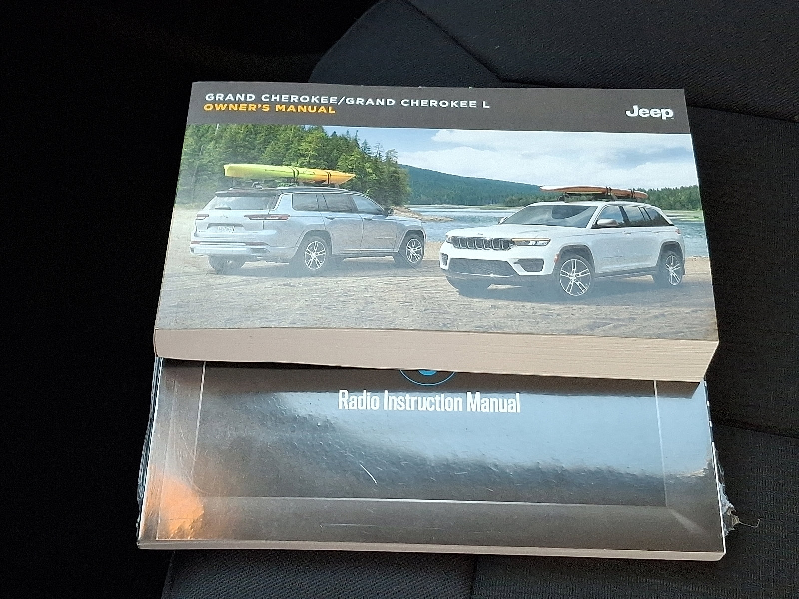 Certified 2024 Jeep Grand Cherokee Laredo image 26