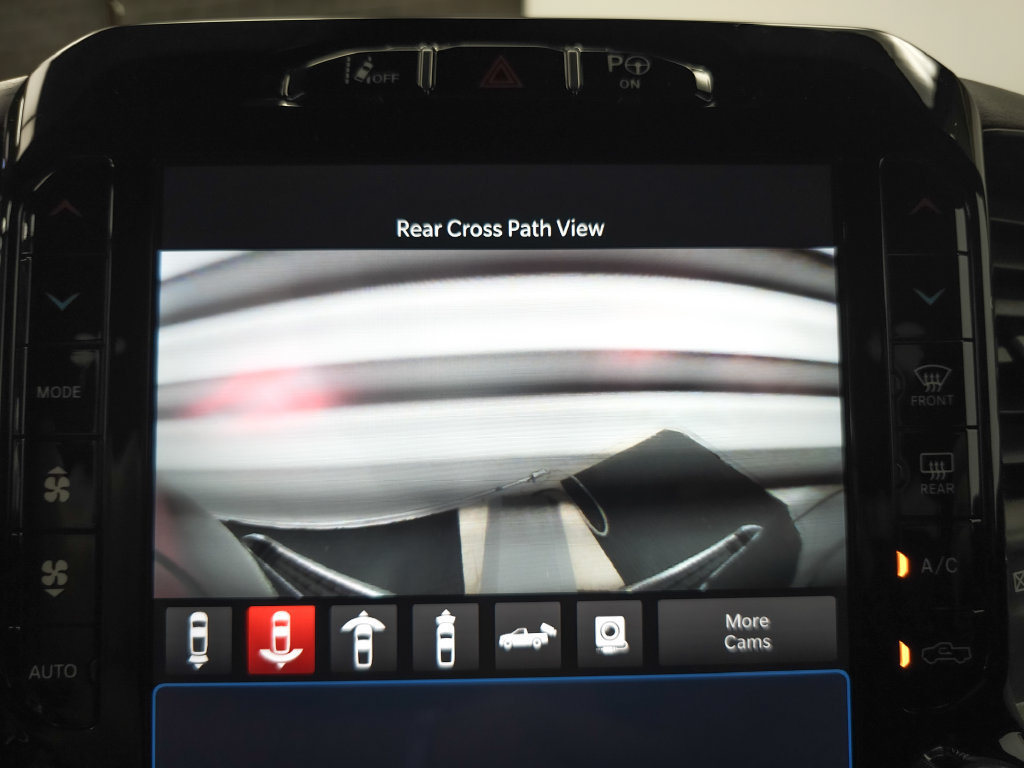 Used 2024 RAM 1500 Limited AWD/4WD image 23