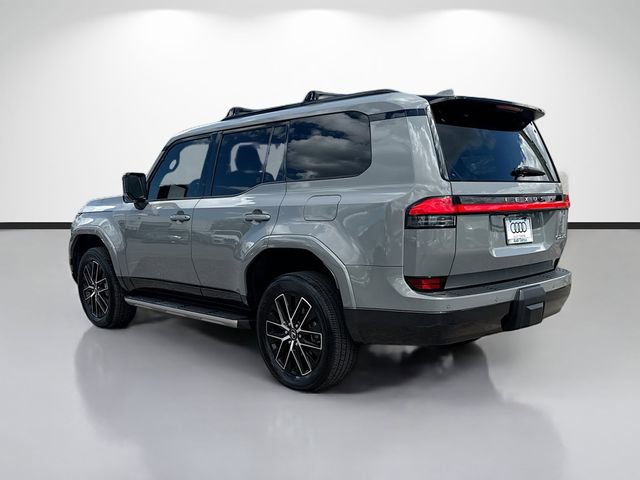 Used 2024 Lexus GX 550 w/ Accessory Package (Z1) AWD/4WD image 5