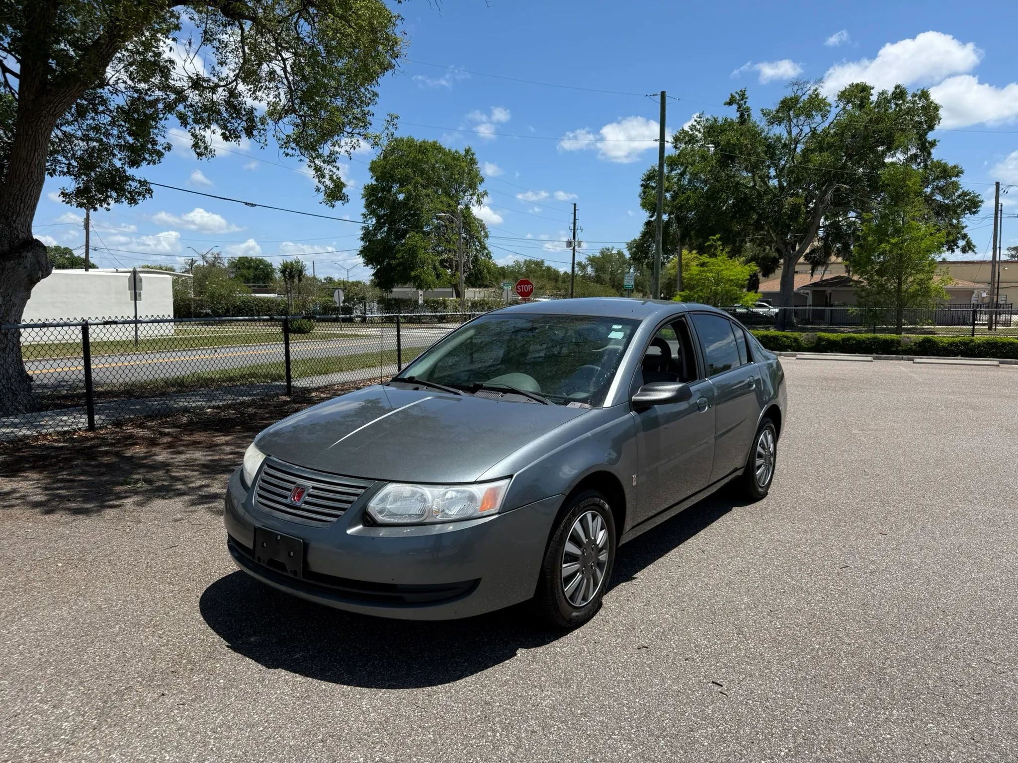 Used 2007 Saturn ION Level 2 w/ Preferred Pkg FWD image 1