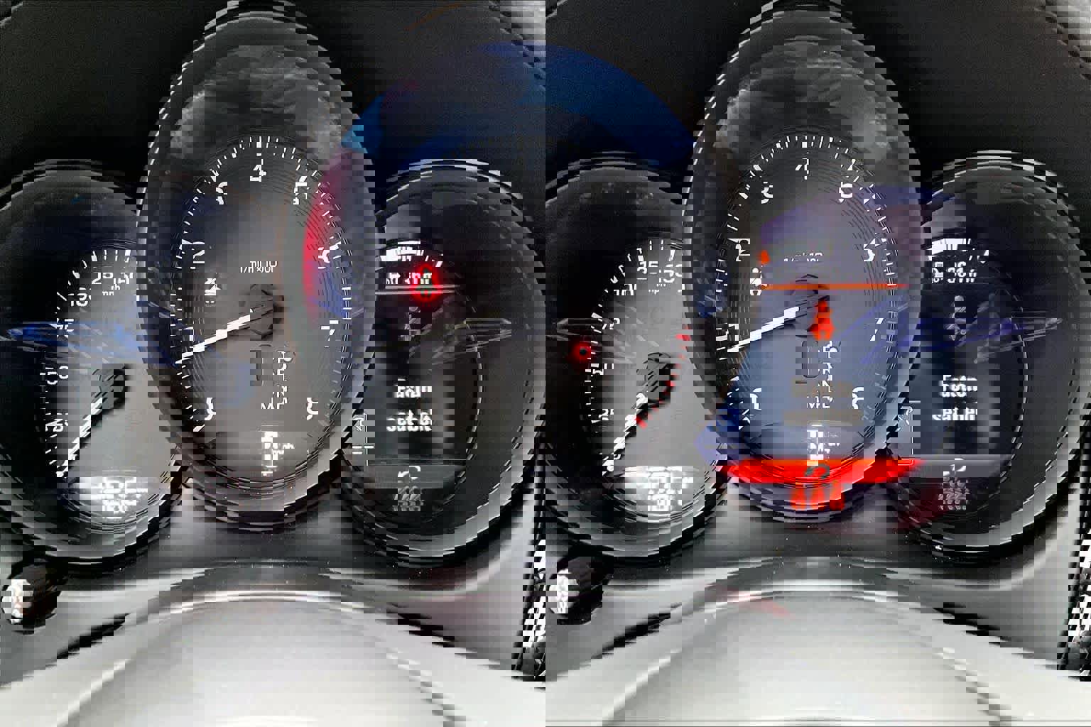 Used 2022 Porsche Macan image 25