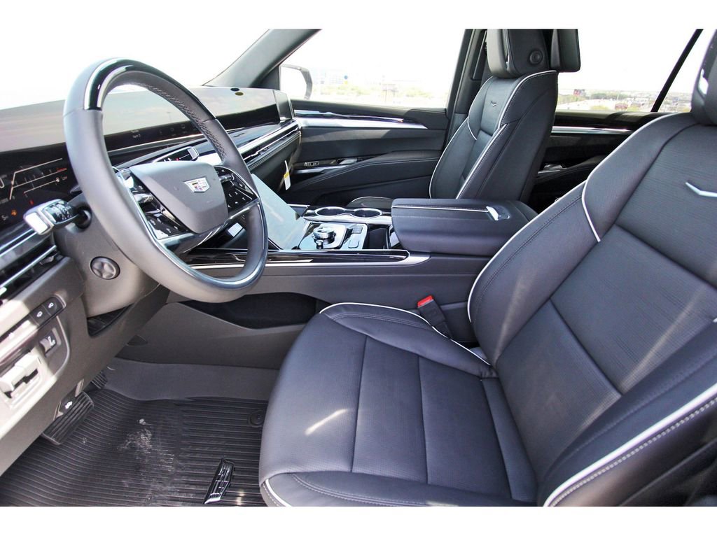 New 2026 Cadillac Escalade ESV Sport w/ Touring Package AWD/4WD image 6