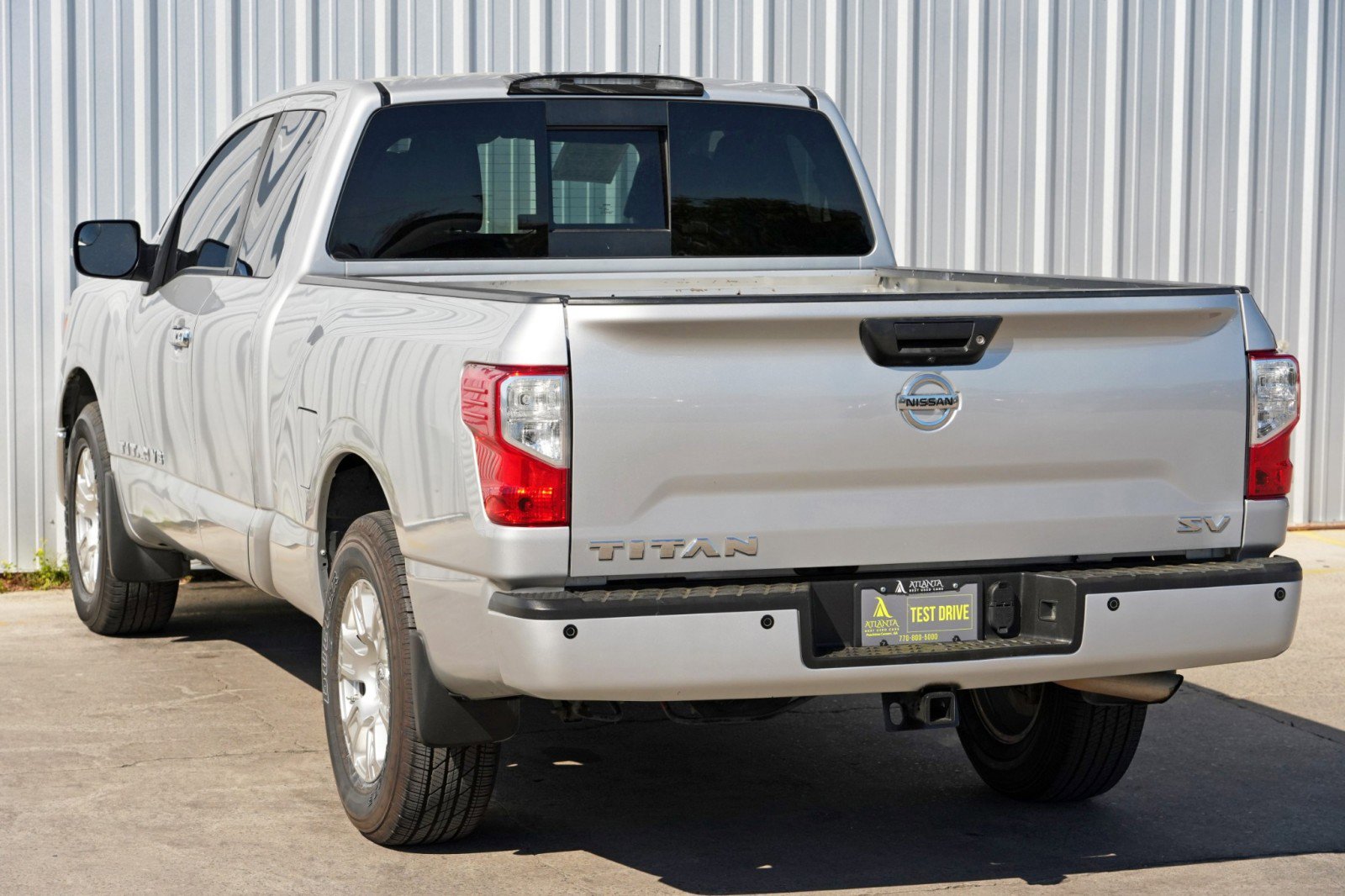 Used 2018 Nissan Titan SV w/ SV Convenience Package image 36