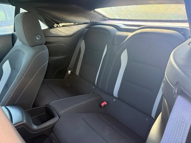 Used 2017 Chevrolet Camaro SS RWD image 15