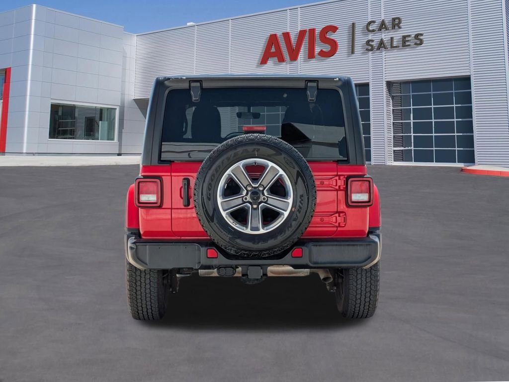 Used 2022 Jeep Wrangler Unlimited Sahara w/ Cold Weather Group AWD/4WD image 7