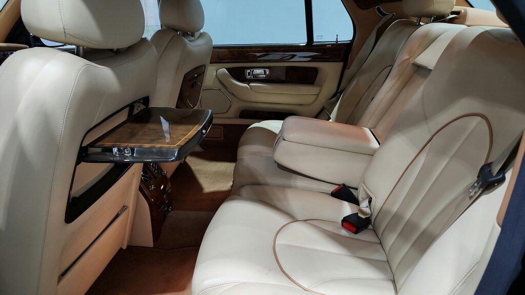 Used 1999 Rolls-Royce Silver Seraph RWD image 25