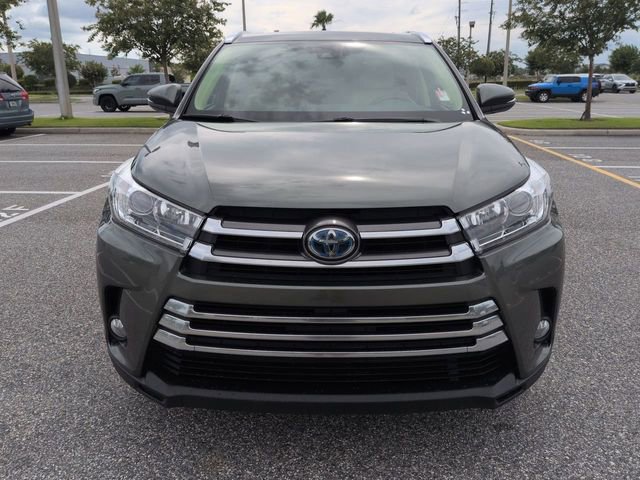 Used 2017 Toyota Highlander Limited AWD/4WD image 9