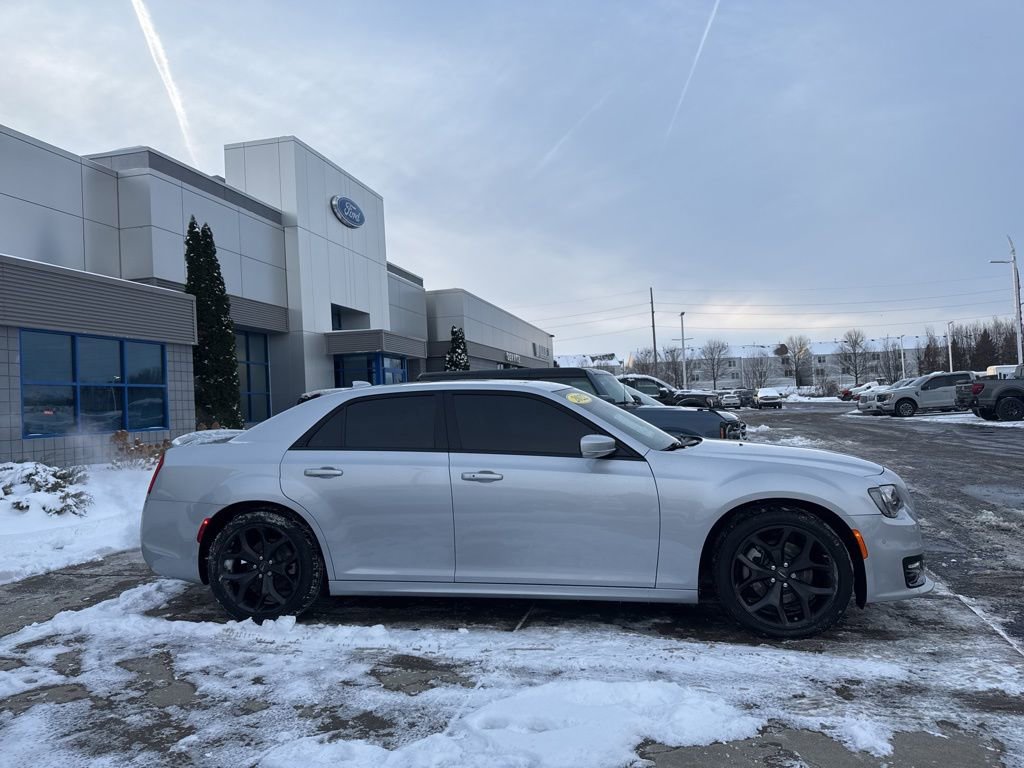 Used 2022 Chrysler 300 S w/ Safetytec Plus Group image 10