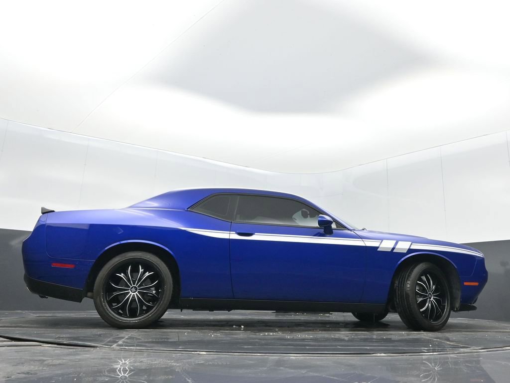 Certified 2022 Dodge Challenger SXT w/ Driver Convenience Group image 31