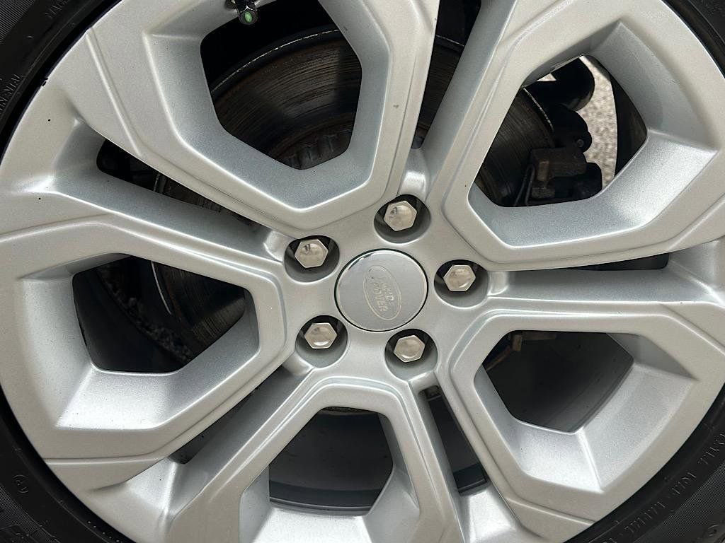 Used 2020 Land Rover Range Rover Evoque S image 27