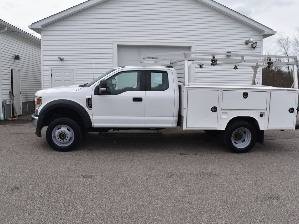 Used 2022 Ford F550 4x4 SuperCab Super Duty image 2