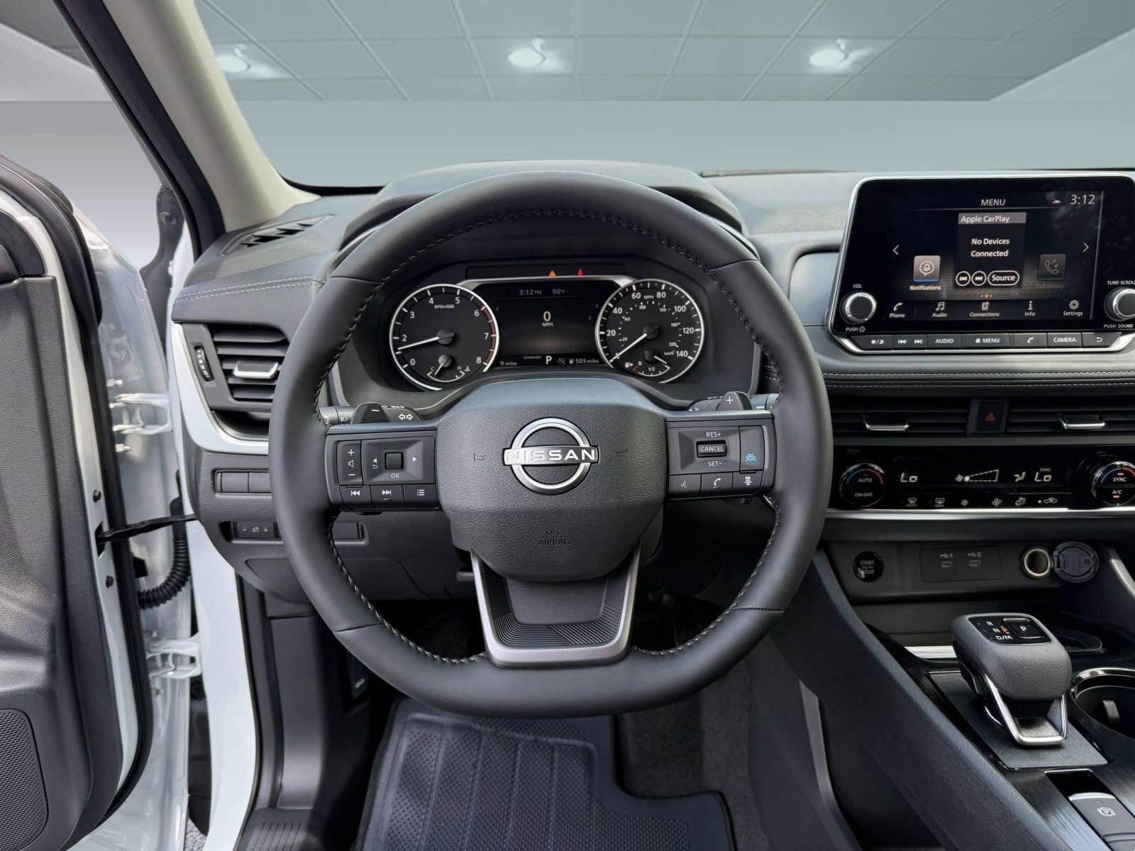 Certified 2026 Nissan Rogue SV image 24