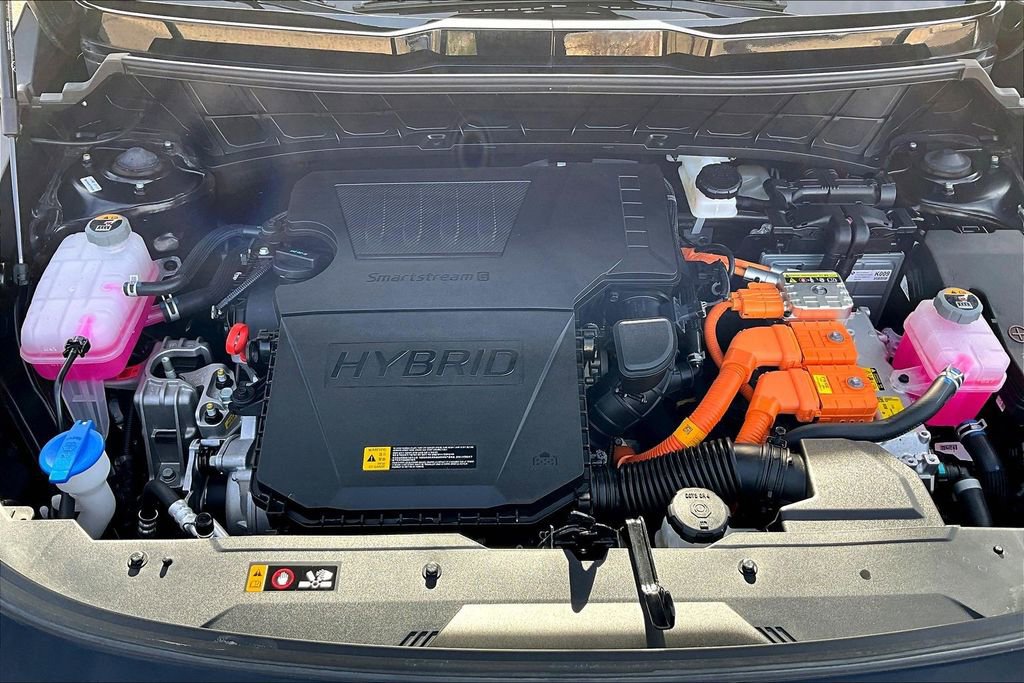 Used 2024 Kia Niro EX Touring image 9