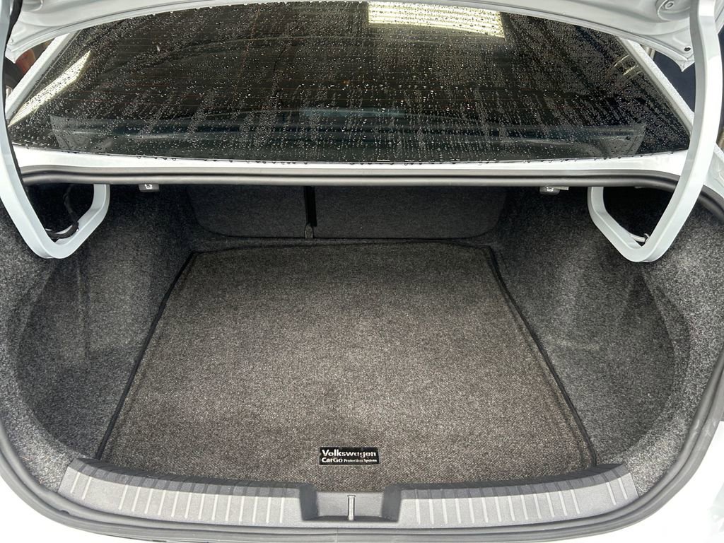 Used 2019 Volkswagen Jetta SEL image 24