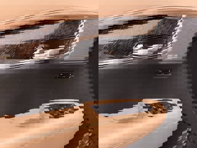 Certified 2023 Cadillac XT6 Premium Luxury w/ Platinum Package image 22