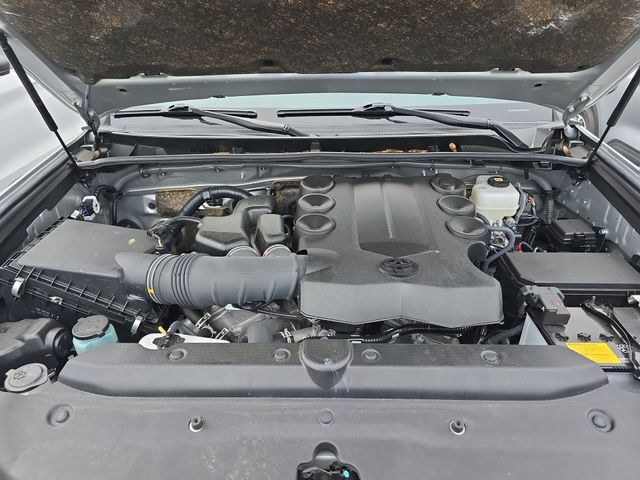 Used 2023 Toyota 4Runner TRD Off-Road AWD/4WD image 25
