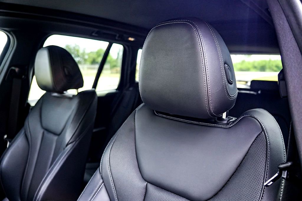 Used 2023 BMW X3 xDrive30i image 11