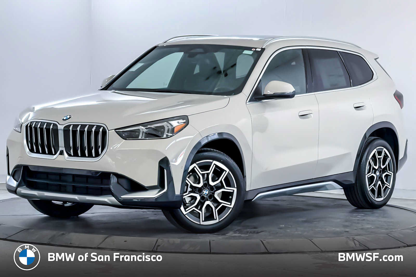 New 2026 BMW X1 xDrive28i w/ Technology Package AWD/4WD image 1