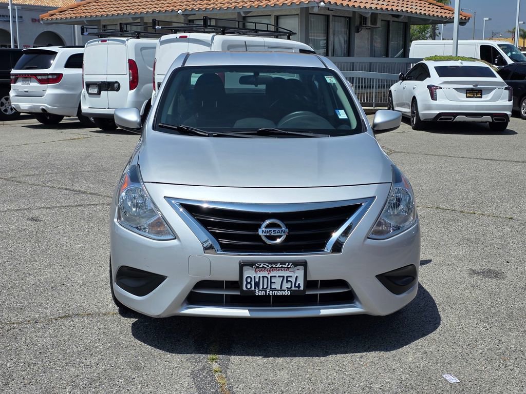 Used 2019 Nissan Versa SV FWD image 2
