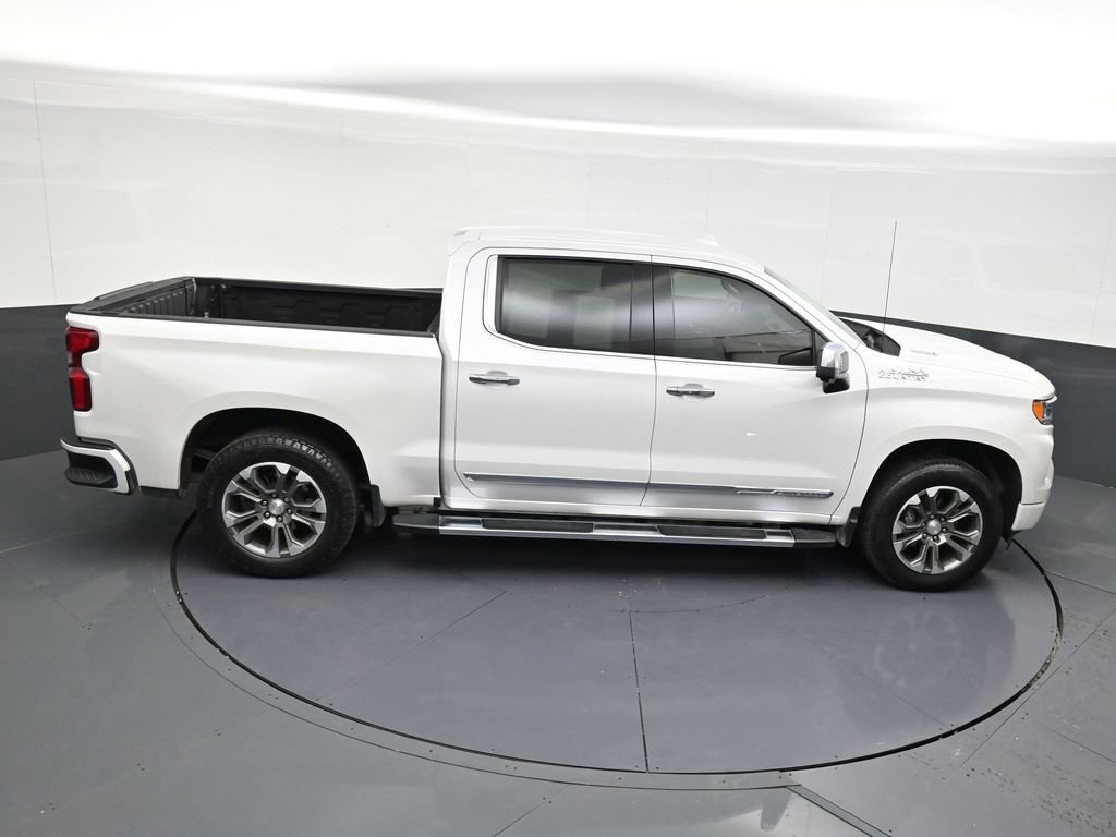 Used 2024 Chevrolet Silverado 1500 High Country image 17