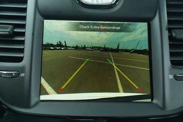 Used 2023 Chrysler 300 C RWD image 29