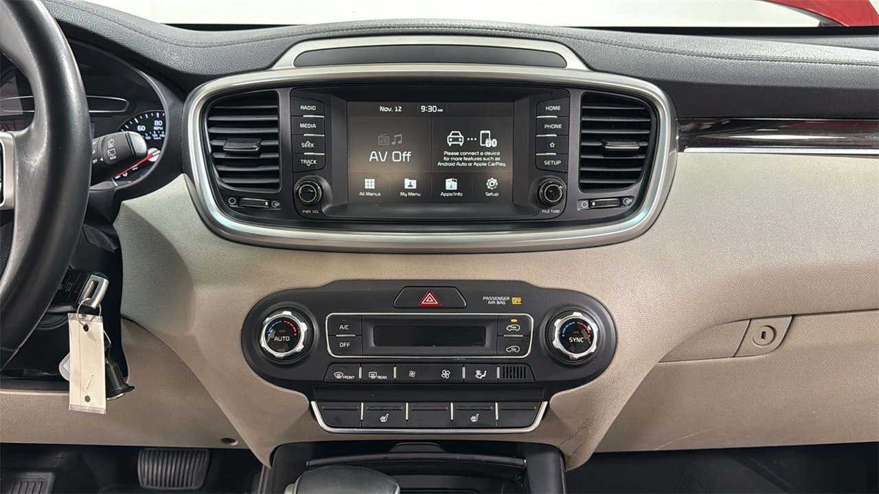 Used 2020 Kia Sorento LX w/ LX I4 Convenience Package image 10