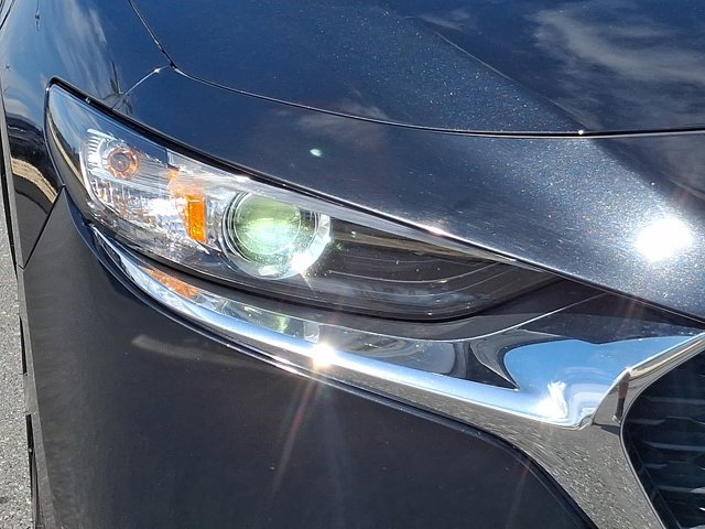 Used 2024 MAZDA MAZDA3 s FWD image 9