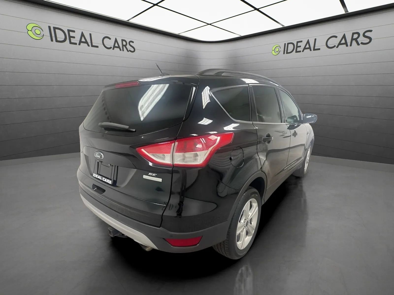 Used 2016 Ford Escape SE w/ Equipment Group 201A FWD image 5
