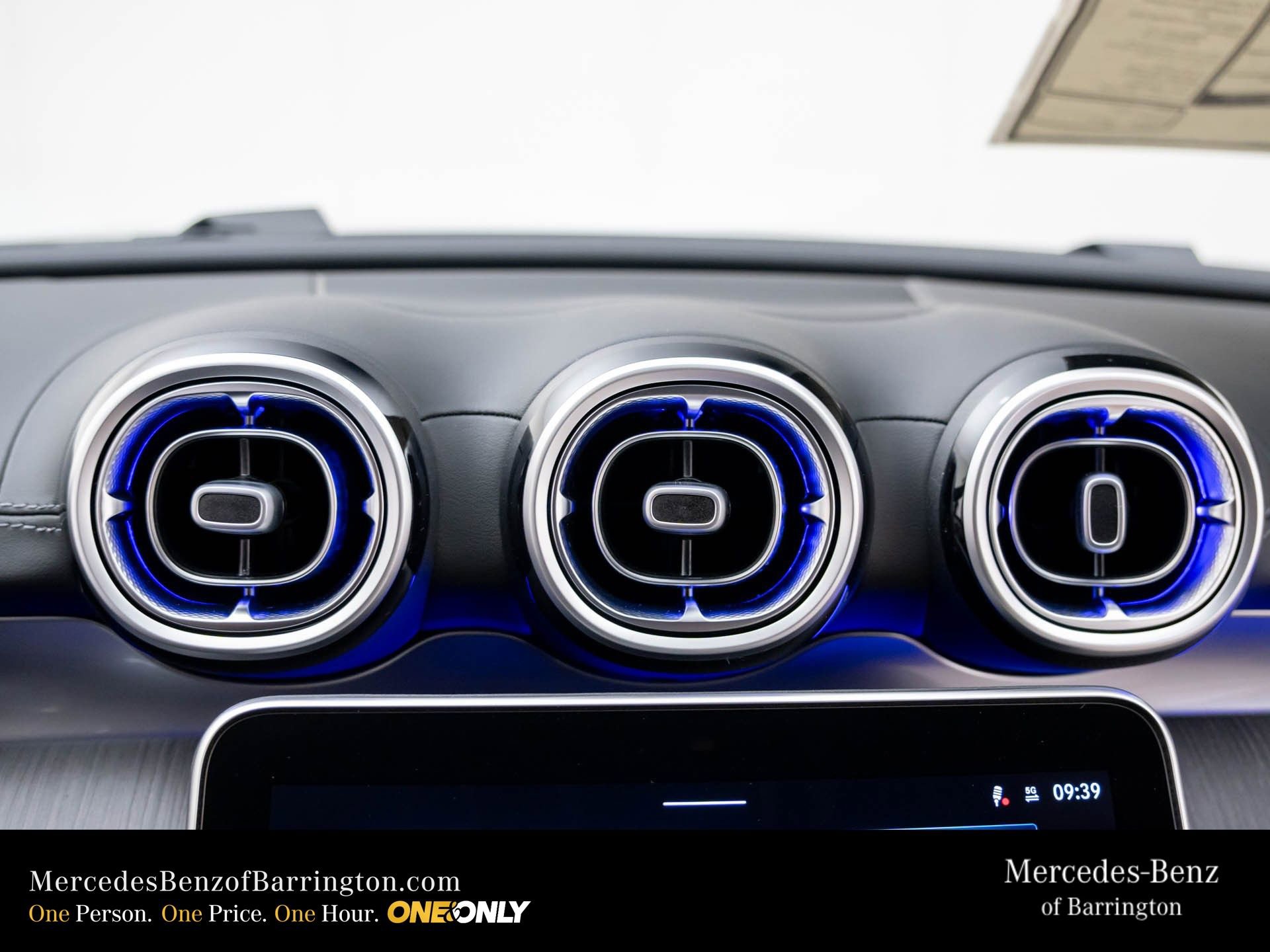 New 2026 Mercedes-Benz CLE 450 4MATIC Cabriolet image 27