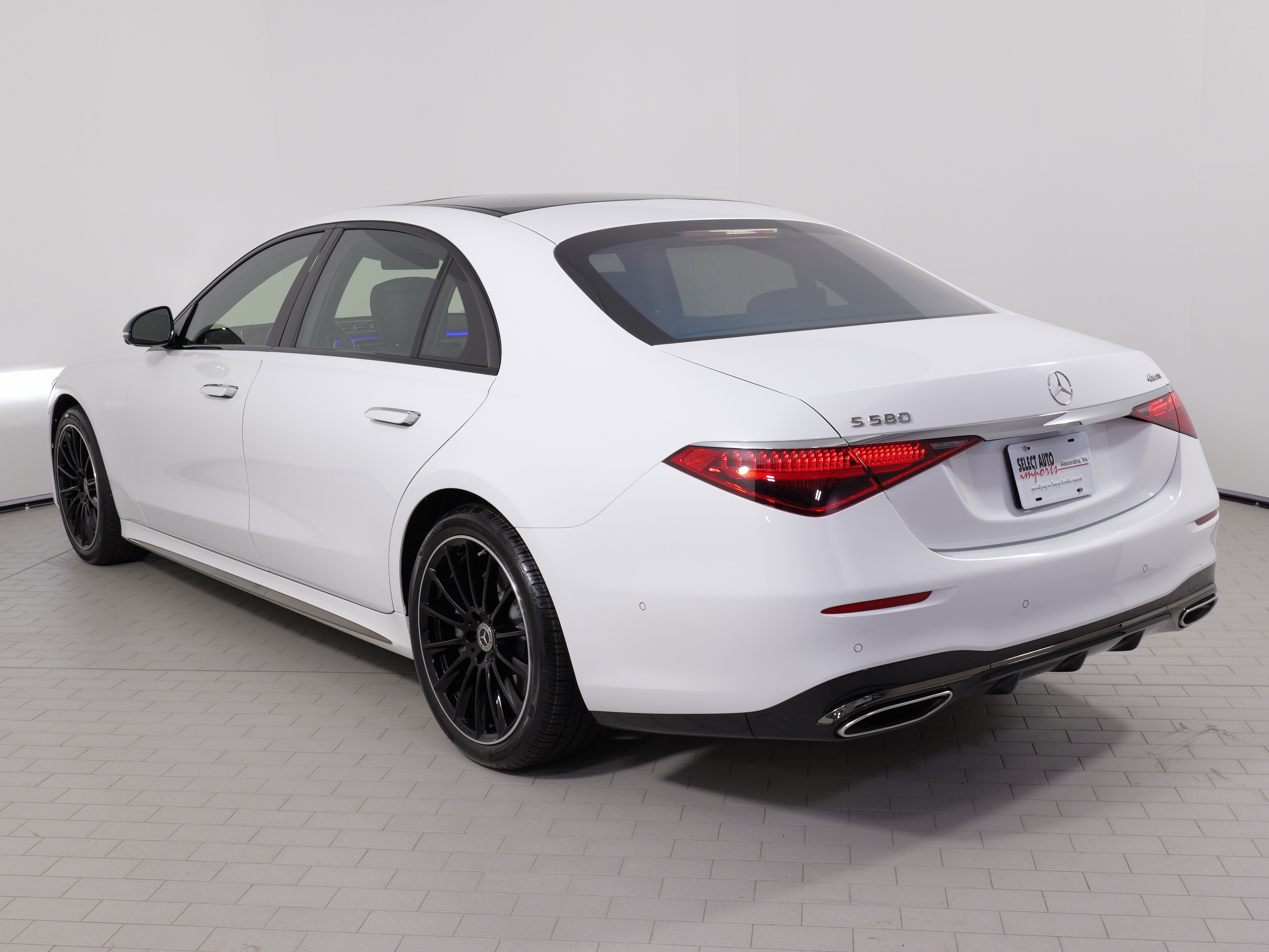 Used 2025 Mercedes-Benz S 580 4MATIC Sedan image 14