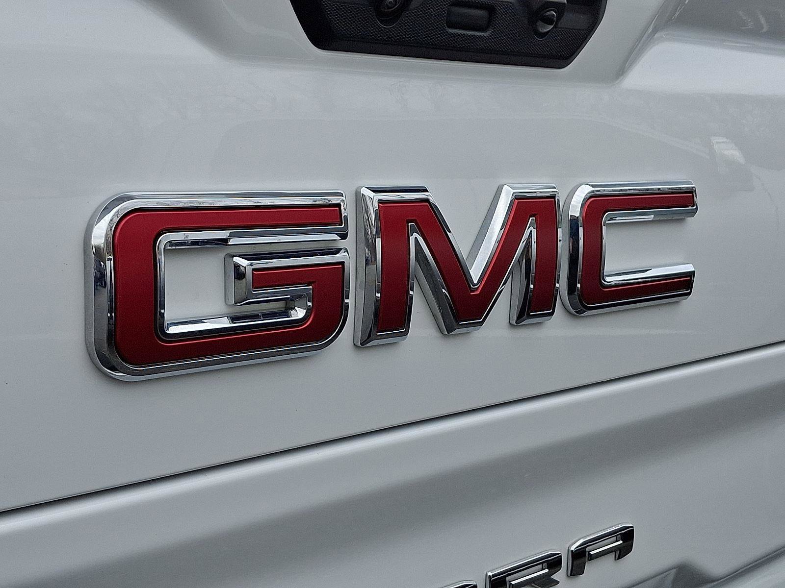 Used 2025 GMC Sierra 1500 AT4 image 30