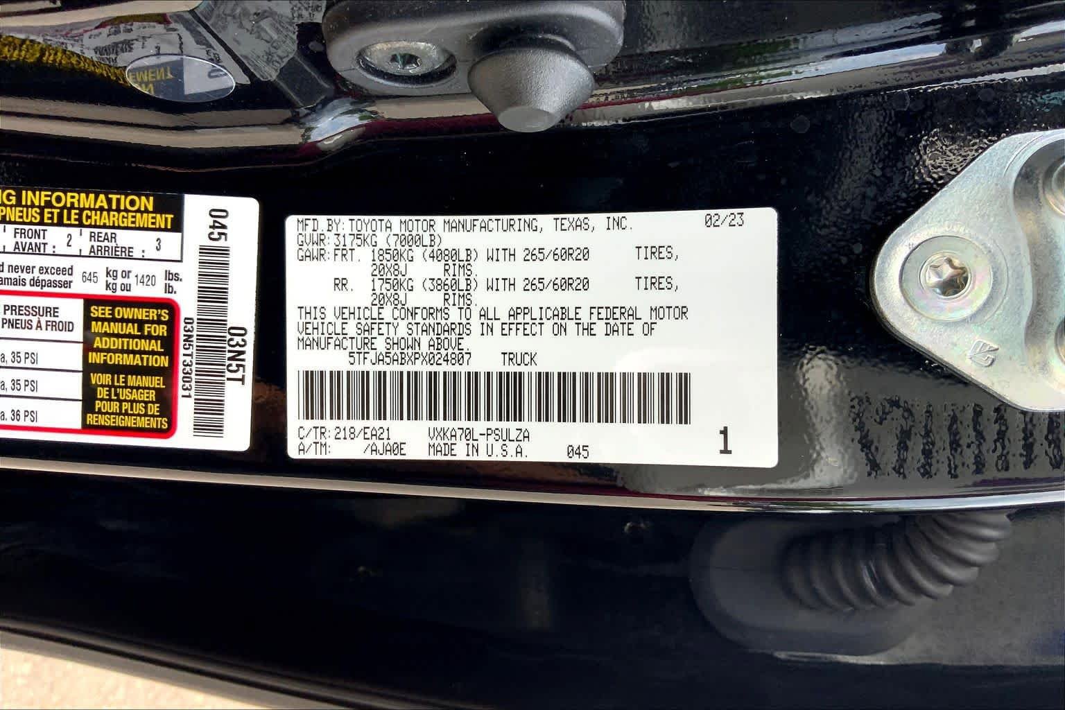Used 2023 Toyota Tundra Limited w/ Power Package image 35