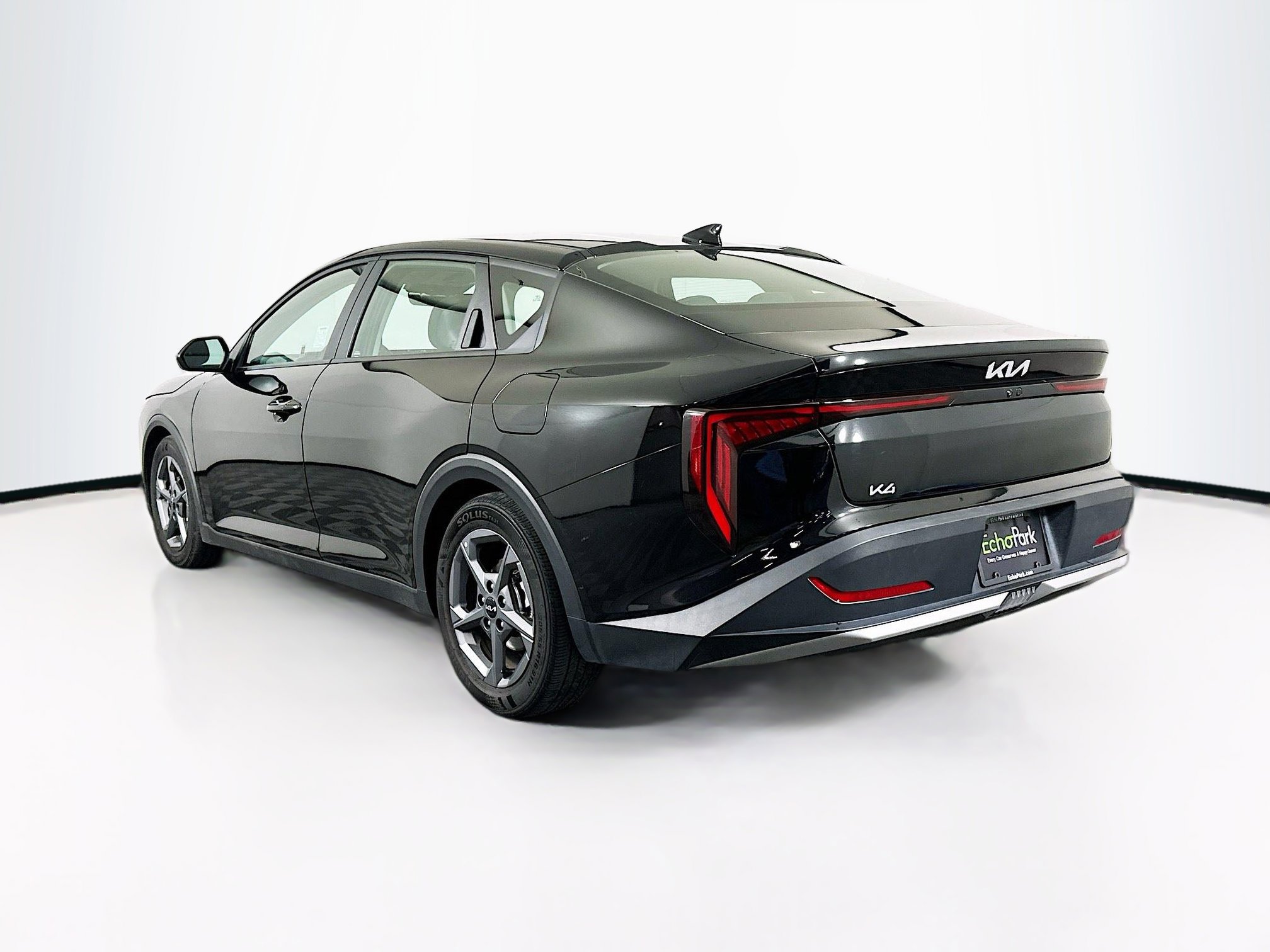 Used 2025 Kia K4 LXS image 5