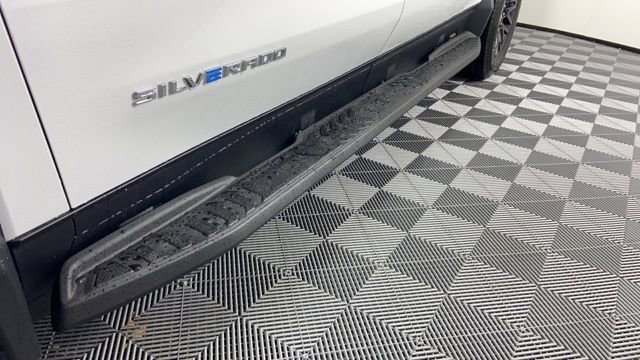 New 2024 Chevrolet Silverado EV W/T image 11