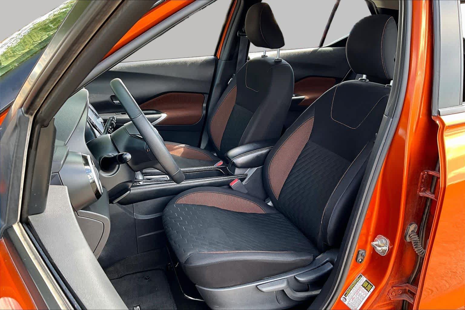 Used 2023 Nissan Kicks SR FWD image 8