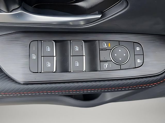 New 2026 Nissan Kicks SR w/ Cold Weather Package AWD/4WD image 10
