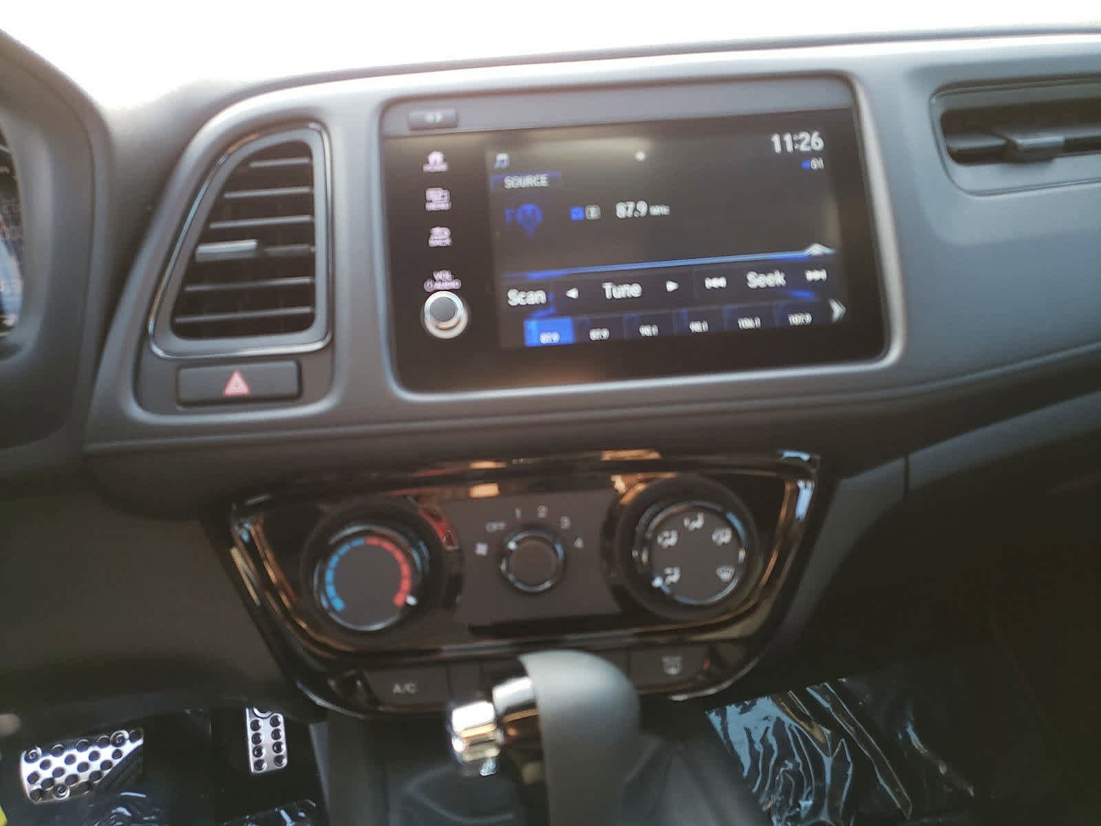 Used 2020 Honda HR-V Sport image 9